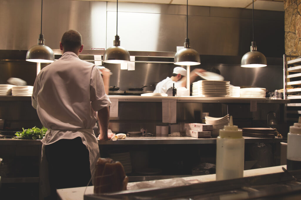 Food services manager jobs in Mississauga - chefs working in a restaurant kitchen