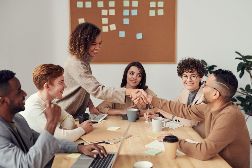 office administrator jobs in Canada - office work