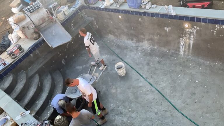 Swimming Pool Installer at Concept piscine design, Québec QC (LMIA Requested)