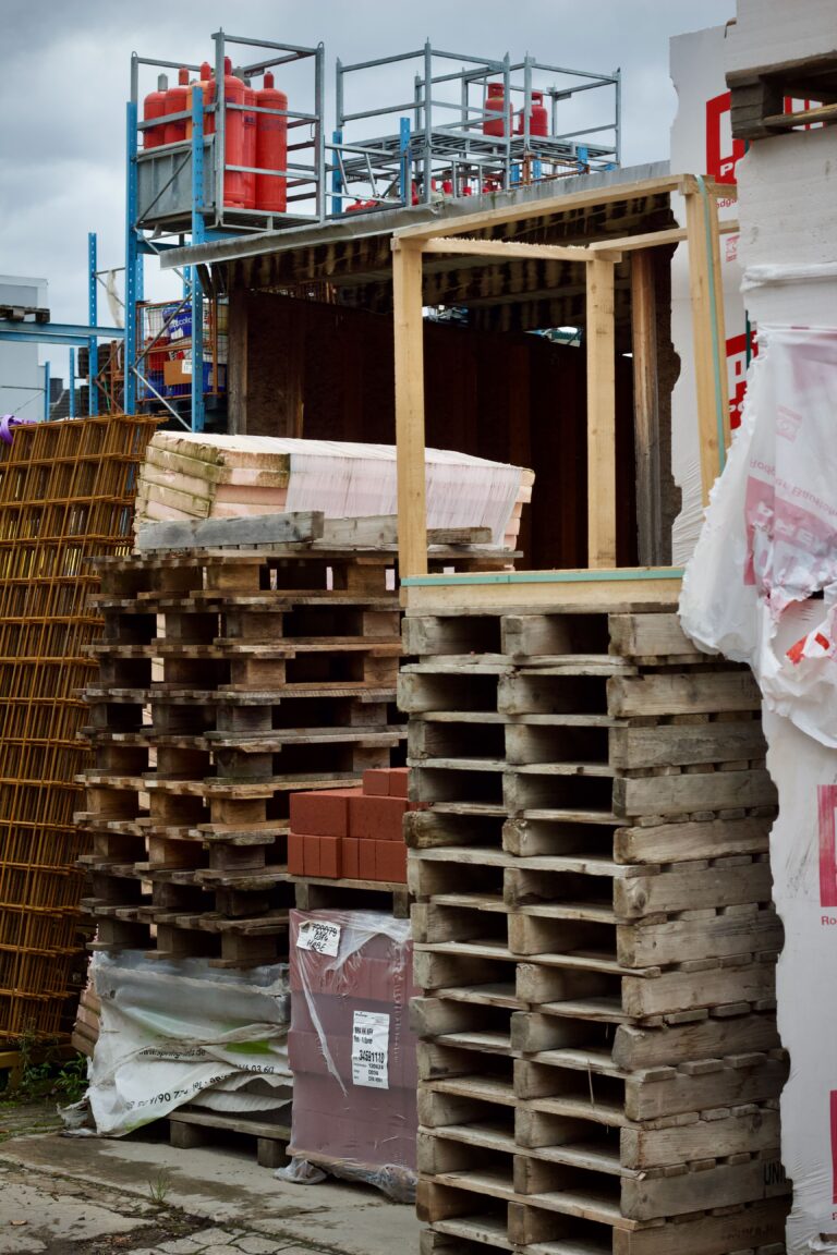 Pallet Repair Labourer at Joroval inc, Laurierville QC (LMIA Requested)