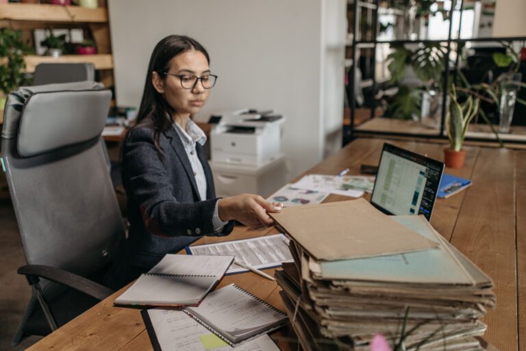 Office Administrator at Ultra Miles logistics Inc., Etobicoke ON (LMIA Requested)